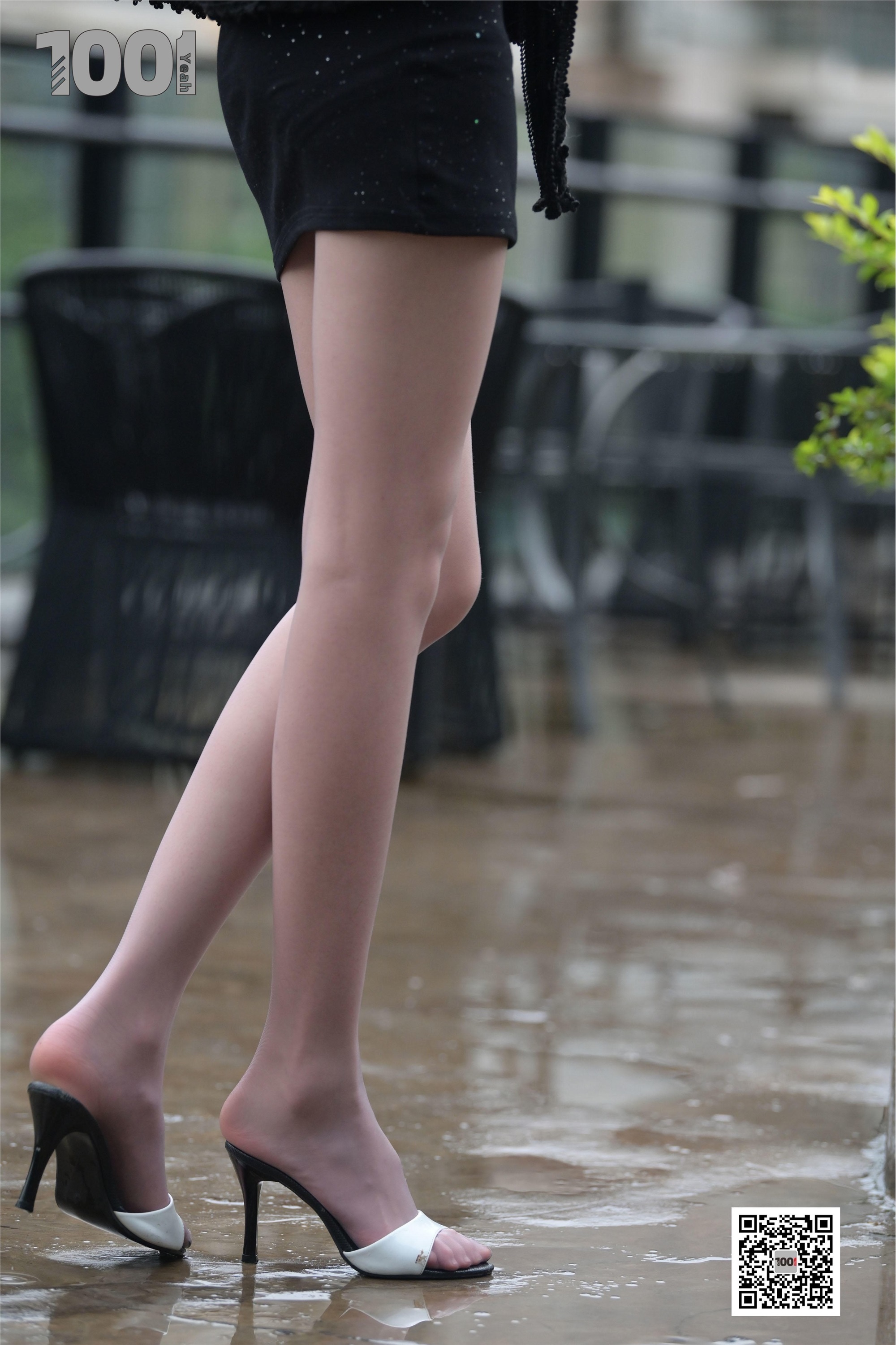 IESS异思趣向  一千零一夜《雨中漫步4》